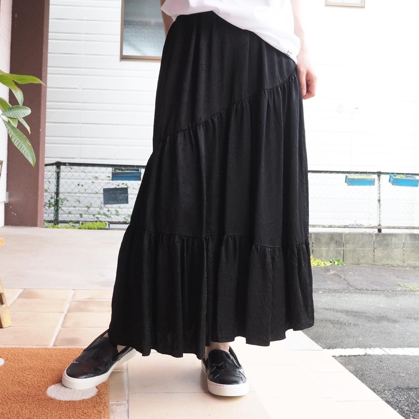 Cupra satin Tiered Skirt(00ブラック-フリー)