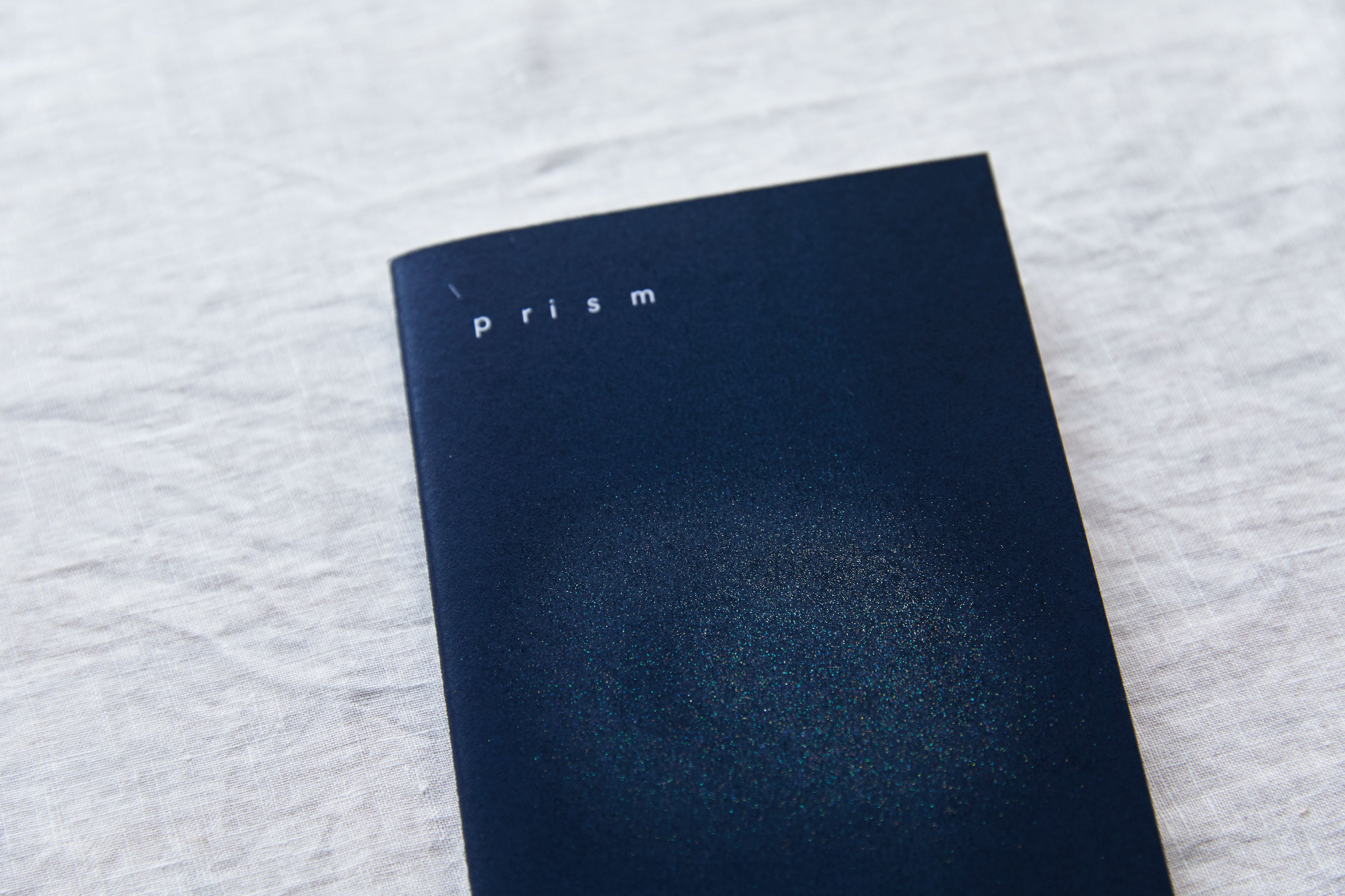 写真詩集「prism」 | 光と緑の店