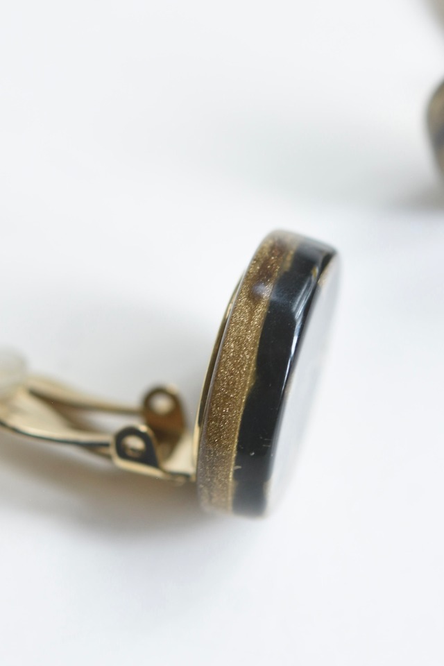 IORI／"CHANEL" earring／coco mark clover