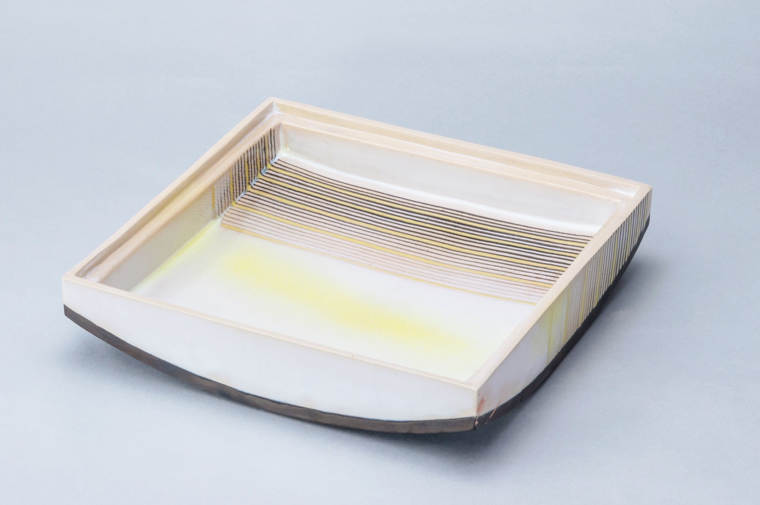 印花紋 伯庵 四方皿 志乃風 萩焼風 炎彩渚文四方陶筥 | 萩焼販売 萩焼窯元保男窯オンラインショップ