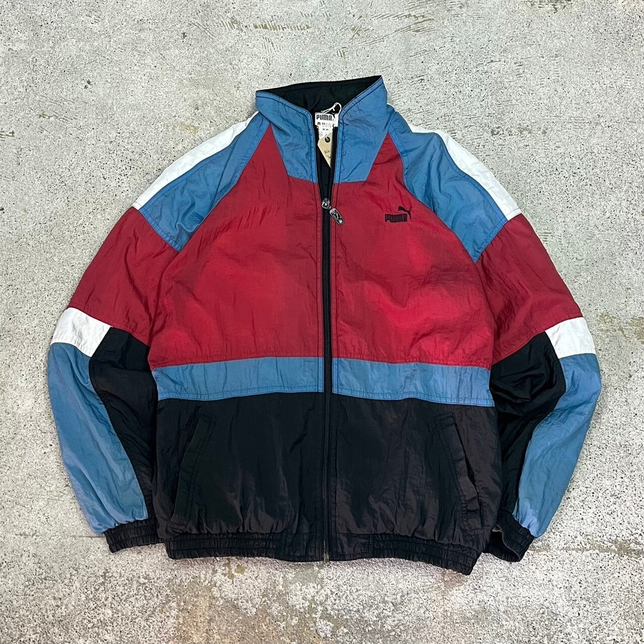 【size M】90s PUMA プーマ　国旗タグ　ナイロンジャケット　シャカシャカ