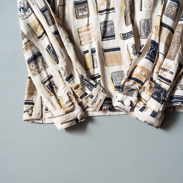 "GIANNI SPORT" used Monogram blouse