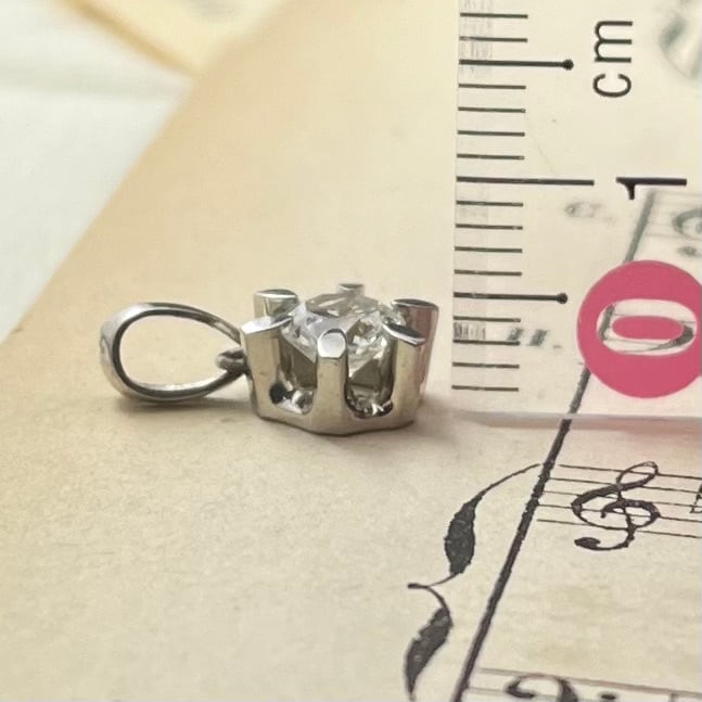 昭和ジュエリー ダイヤモンド ペンダントトップ Pt900 0.65ct 昭和ジュエリー ダイヤモンド ペンダントトップ Pt900 0.65ct
