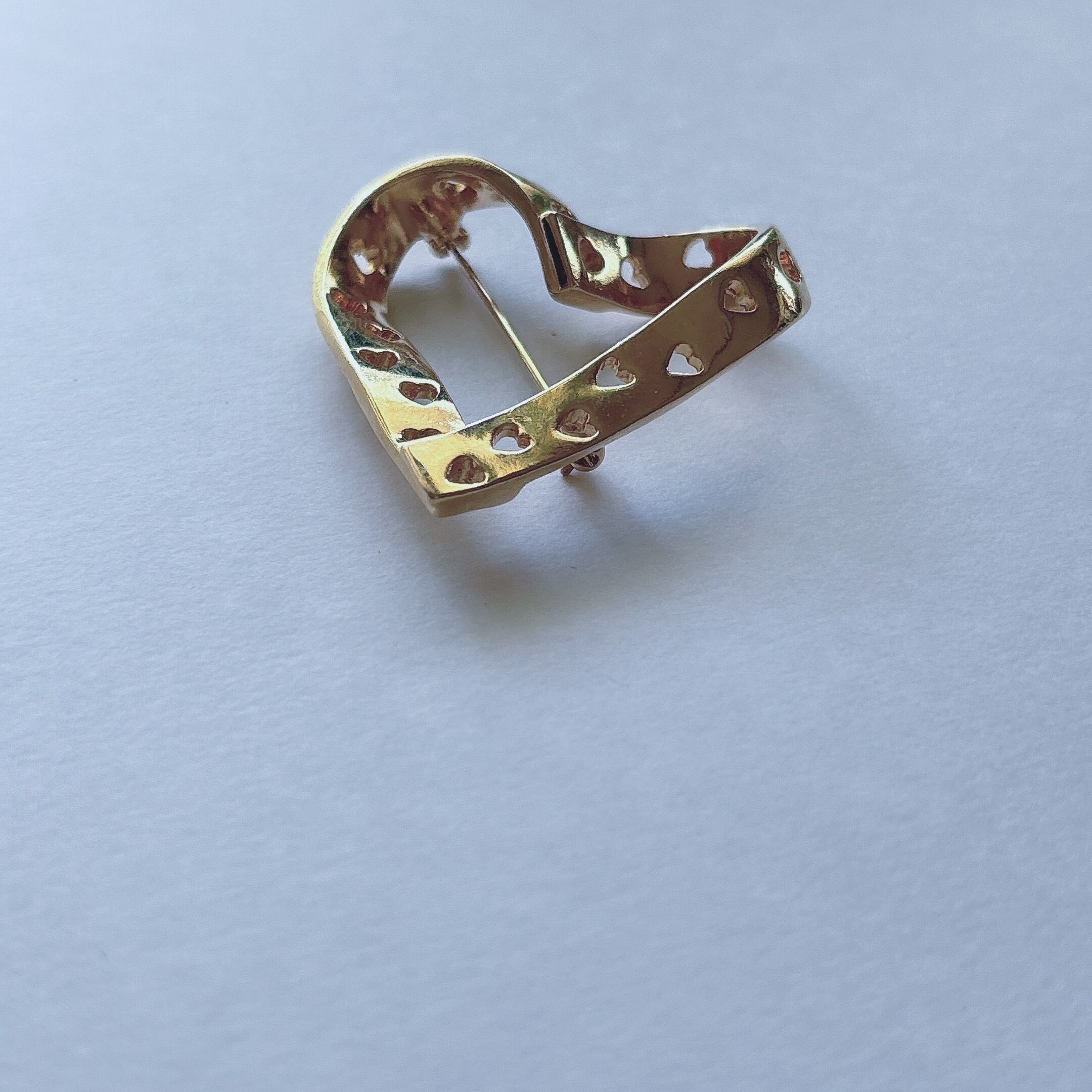 AVON Vintage 90s gold tone heart brooch ヴィンテージ 90年代