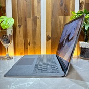 最新2021年式 Microsoft Surface Laptop4/Corei5第11世代/メモリ8G/SSD256GB/タッチパネル/ノートパソコン