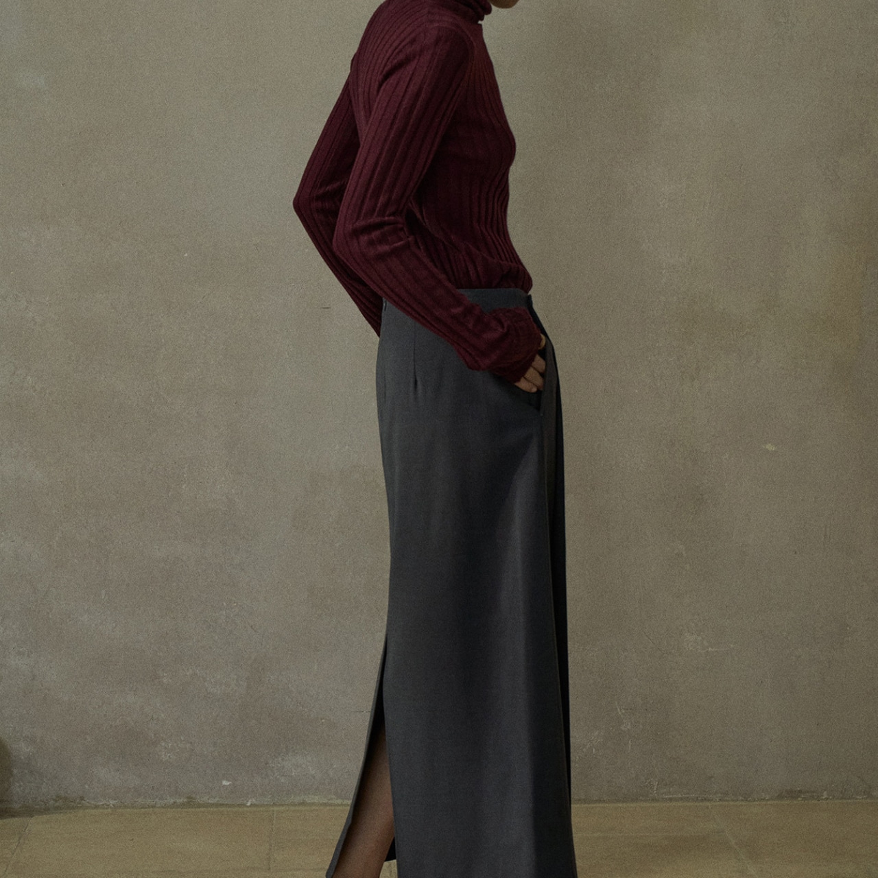 Wrap-style Maxi Tight Skirt T3722