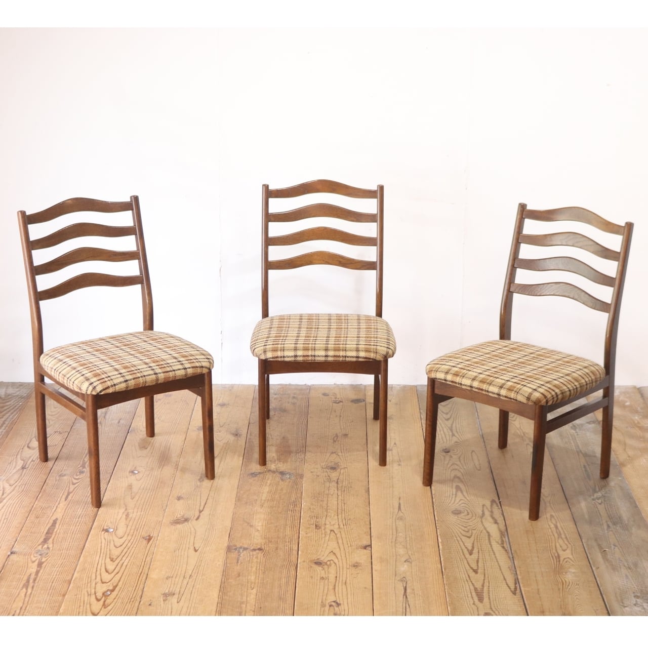 ヴィンテージ オーク材 ダイニングチェア A 北欧モダン アンティーク 民芸 ダイニングチェア | cosaic Lab.