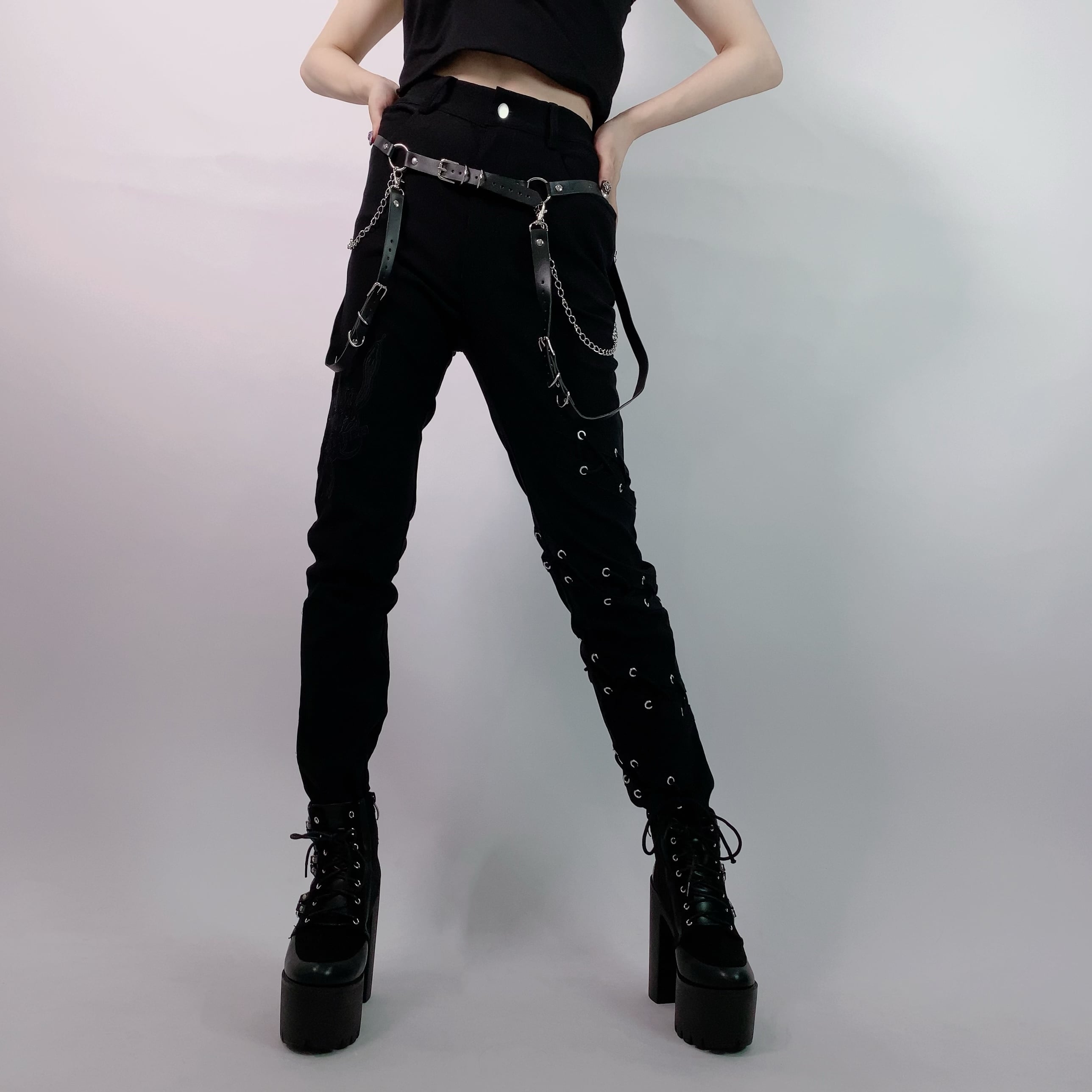 NieR チェーン付きUNISEX STRETCH STYLISH PANTS | nalans.com