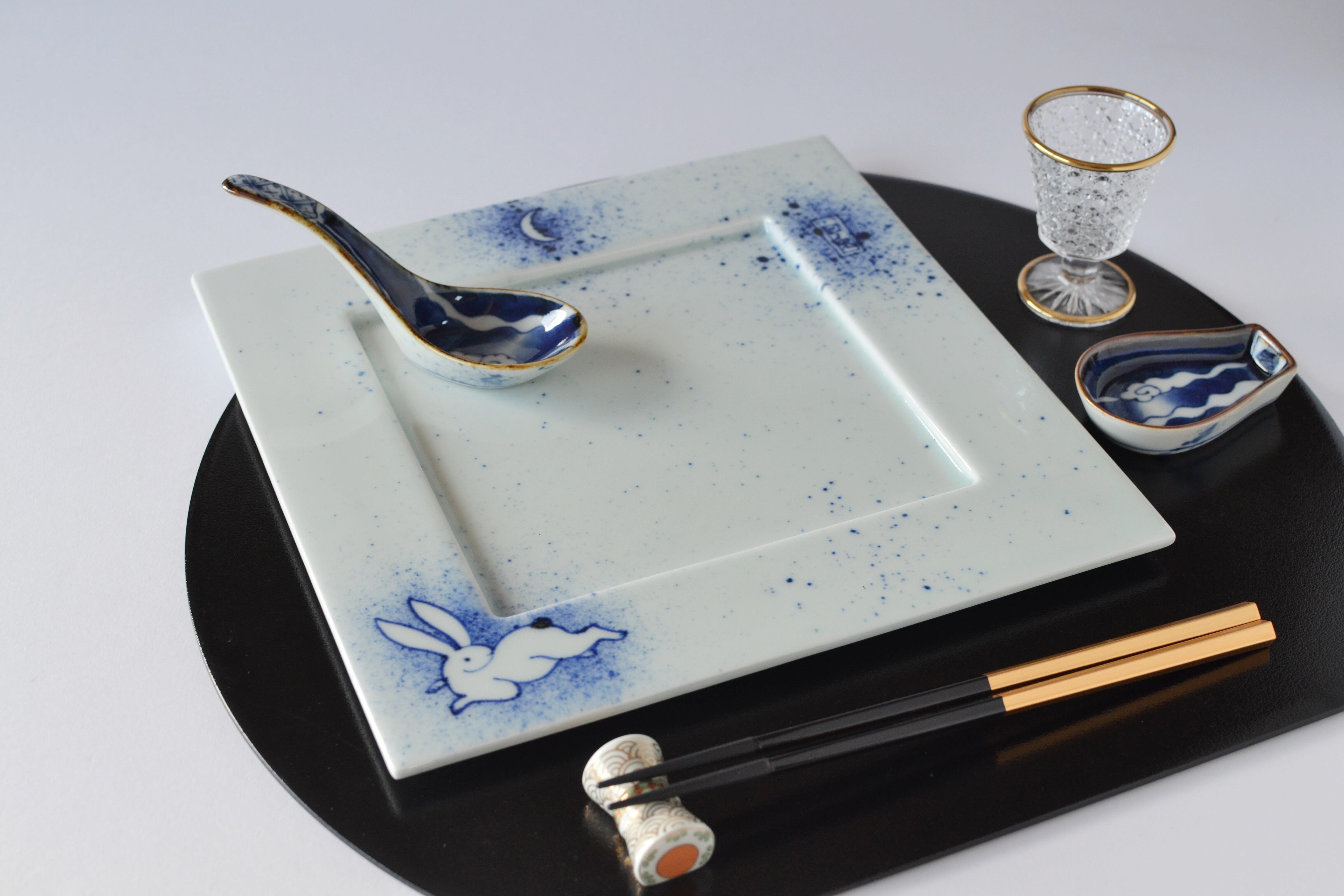 有田焼 染付吹墨月兎文 正角皿 27cm / スクエアフラットプレート