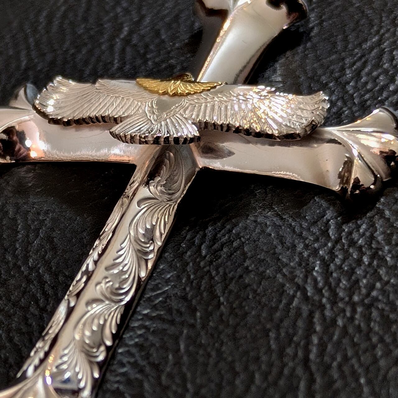 TARO WASHIMI : CROSS PENDANT - ARABESQUE DESIGN 001 | Gusset