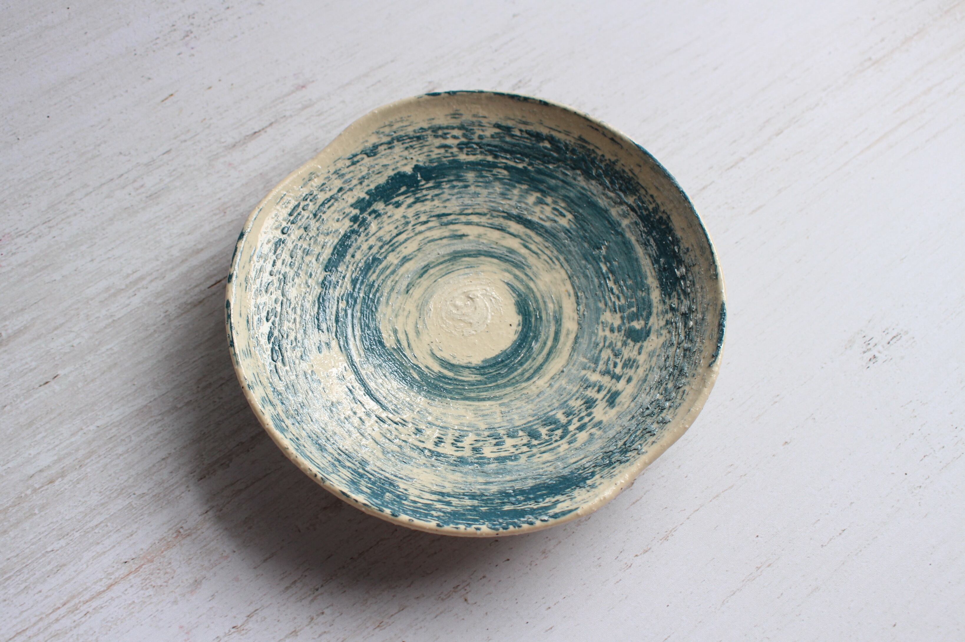 ゆらぎの皿 -Peacock-