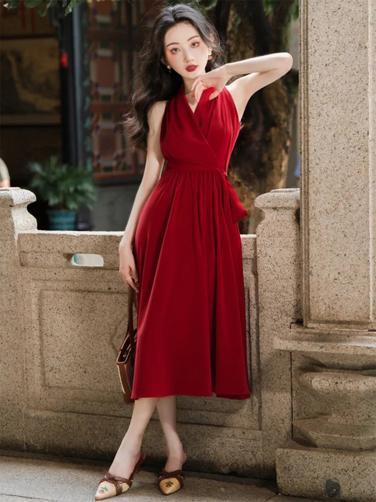 【0242】Red Chiffon Halter Neck Short Sleeve Dress