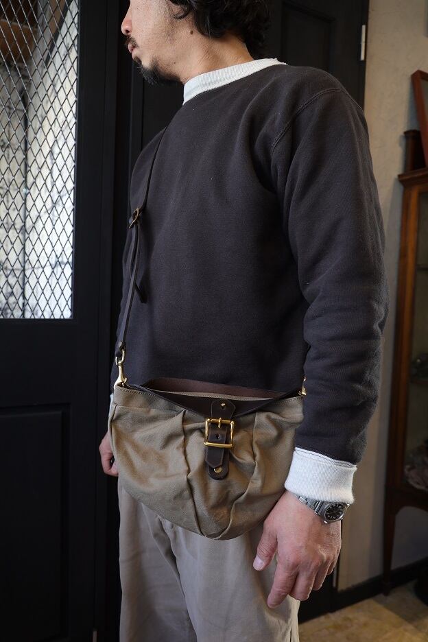 バッグ vasco CAS BAG NAVY VASCO(ヴァスコ)～CAS BAG OLIVE～ | Amboy