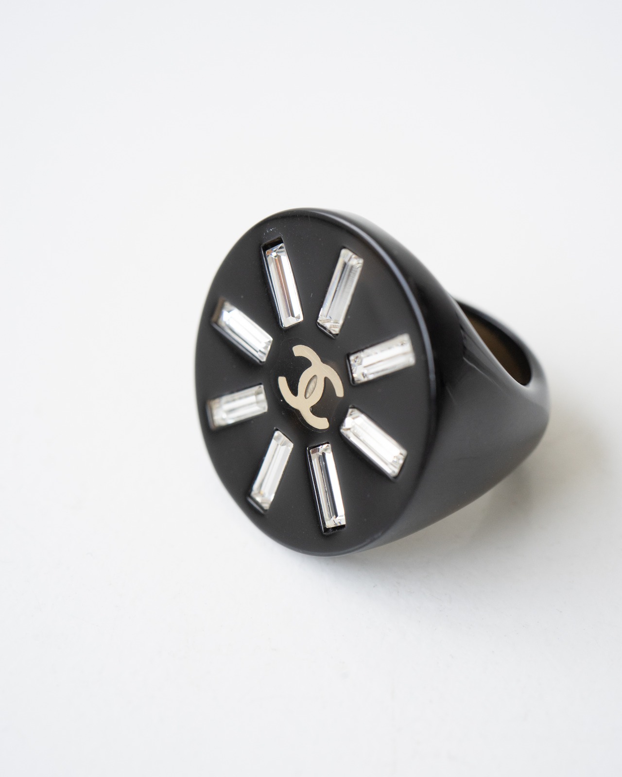 〈CHANEL〉CC  Mark Rhinestone Ring 2007SS