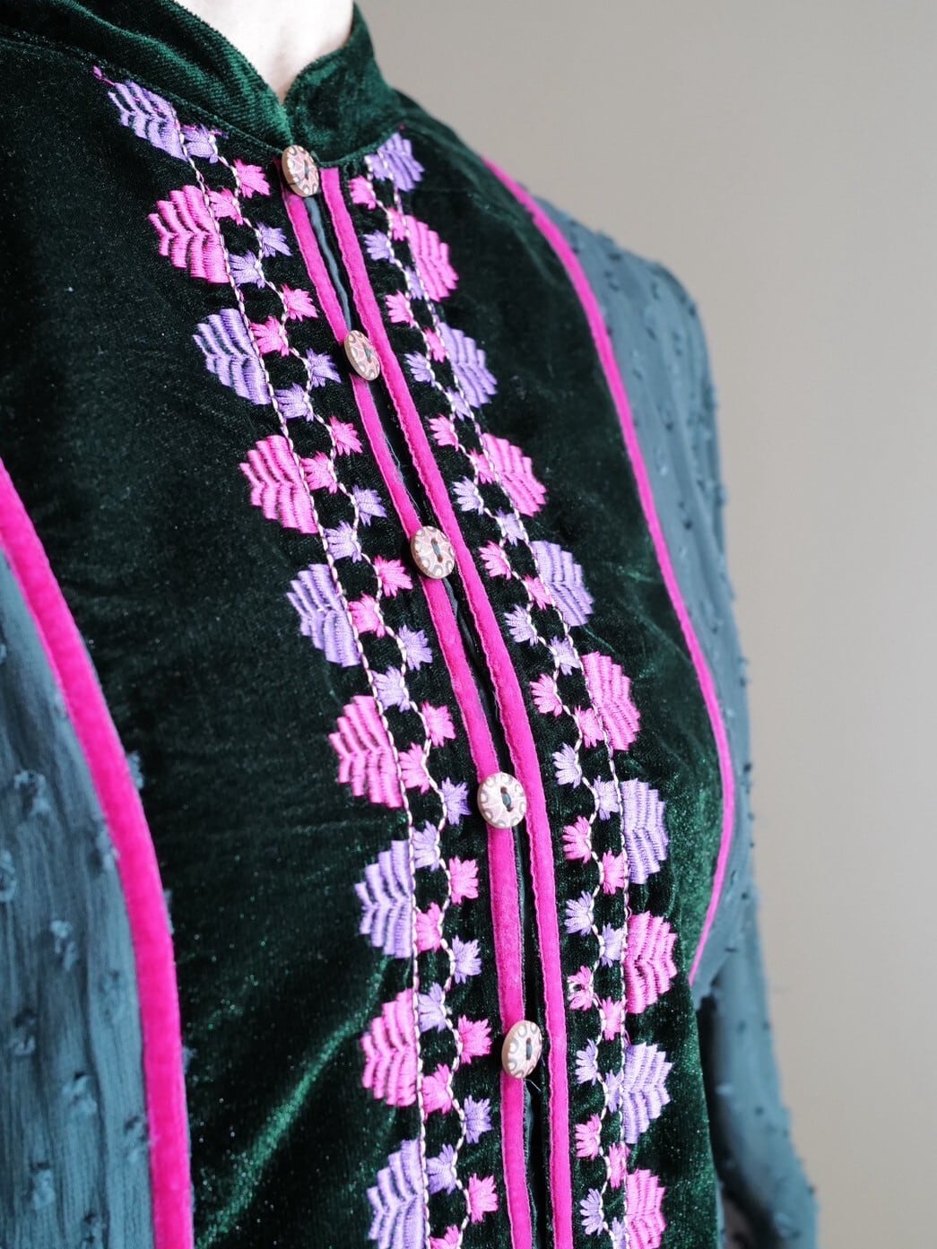 希少 GUCCI グッチ ロゴ刺繍 ロング ワンピース ベロア ベルベット 希少✨グッチ プリンスタウン ホースビット ファー ベロア ベルベット