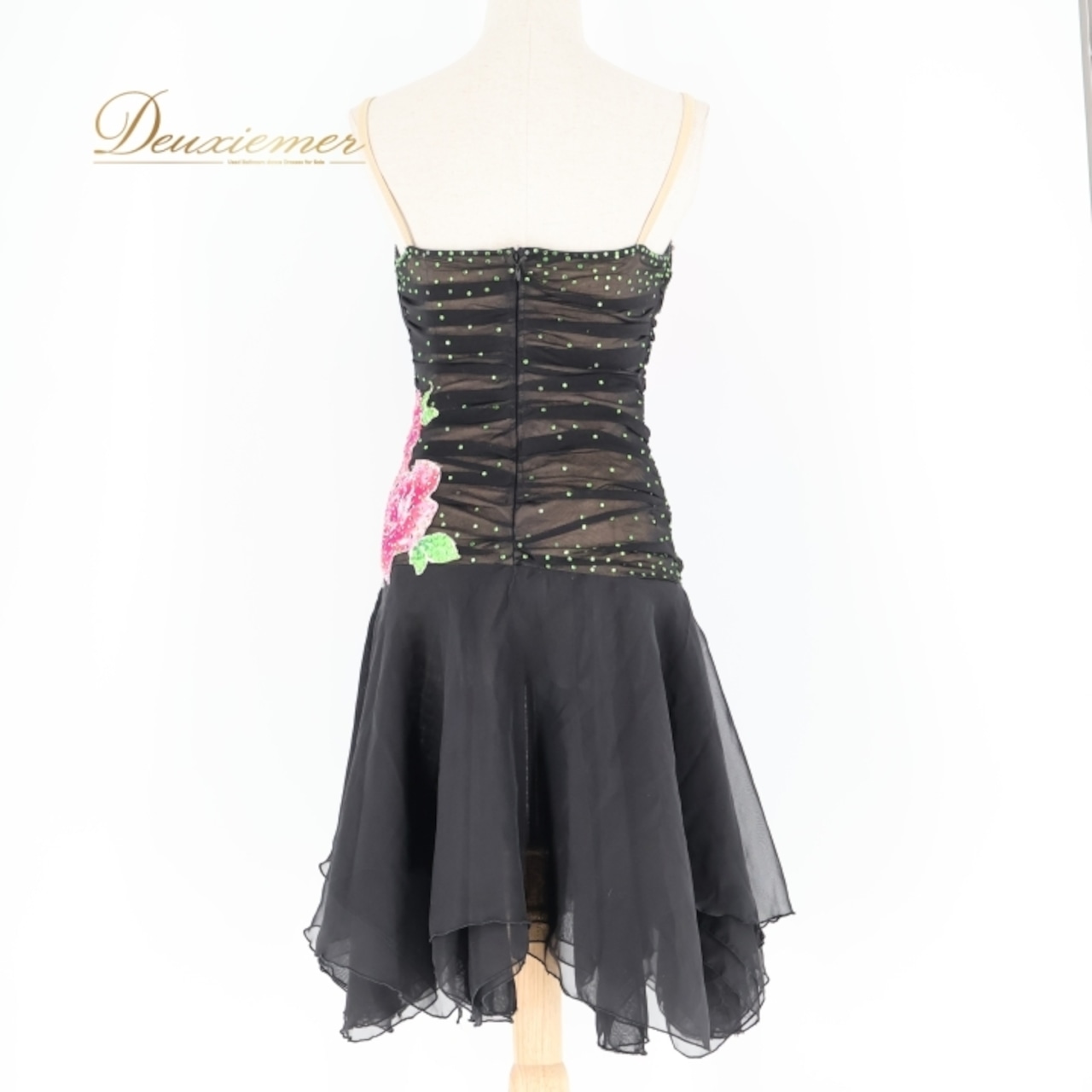 社交ダンス 衣装 ラテン ドレス ワンピース 黒 レース 花 デモ 競技 パーティ 発表会 軽い 薄い アームカバー ブラック系 ピンク系 フリル 動きやすい おしゃれ 大人可愛い 発表会用 ショートドレス 透け感 レディース