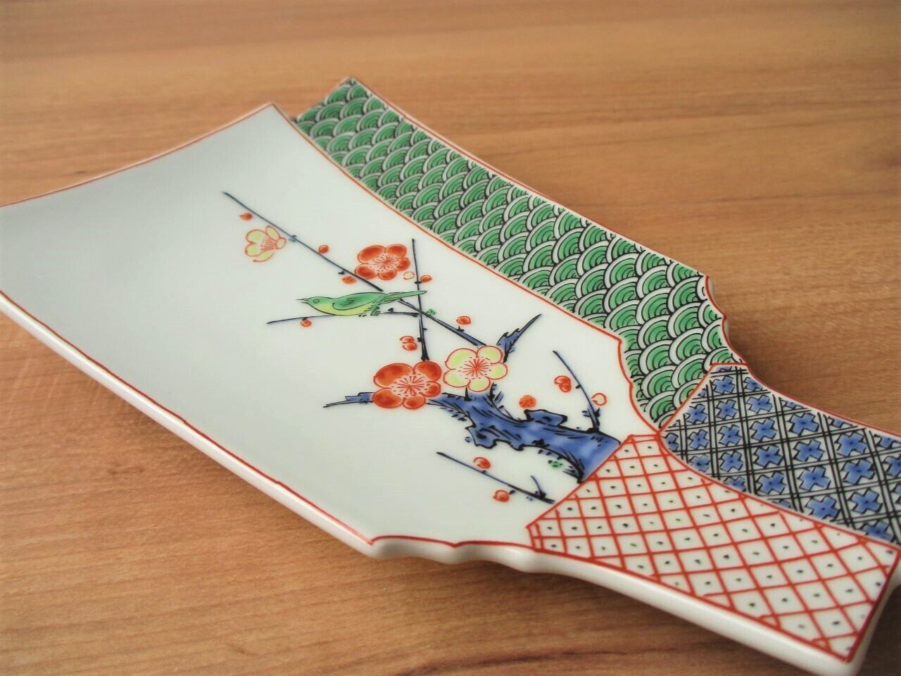 織部 羽子板型 大皿 陶器 美濃焼 亀甲文 正月 織部 羽子板型 大皿 陶器