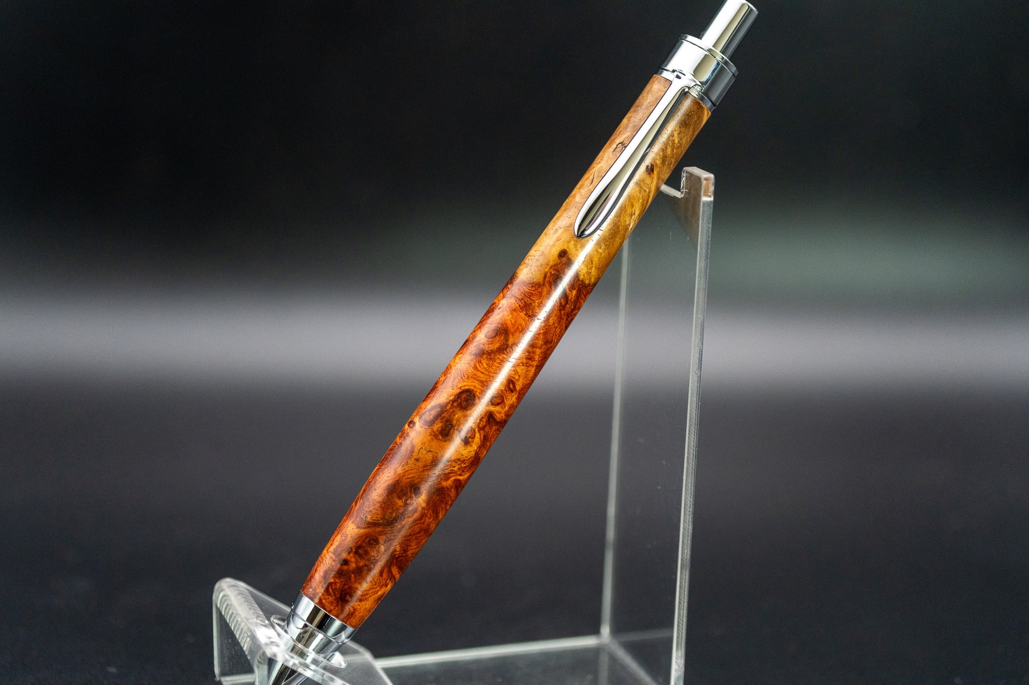 朱色の銘木】 本花梨瘤杢 紅白 特上 silver MP | 木軸ペン工房 朱色の銘木】 本花梨瘤杢 紅白 特上 silver MP | 木軸ペン工房