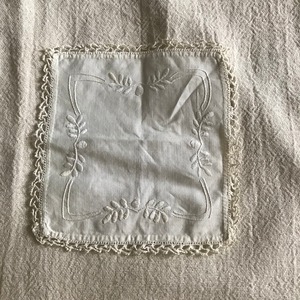 スウェーデンの小さな刺繍の布