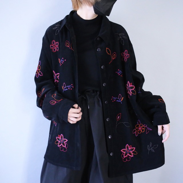 "刺繍×葉花" loose silhouette black fake suede shirt