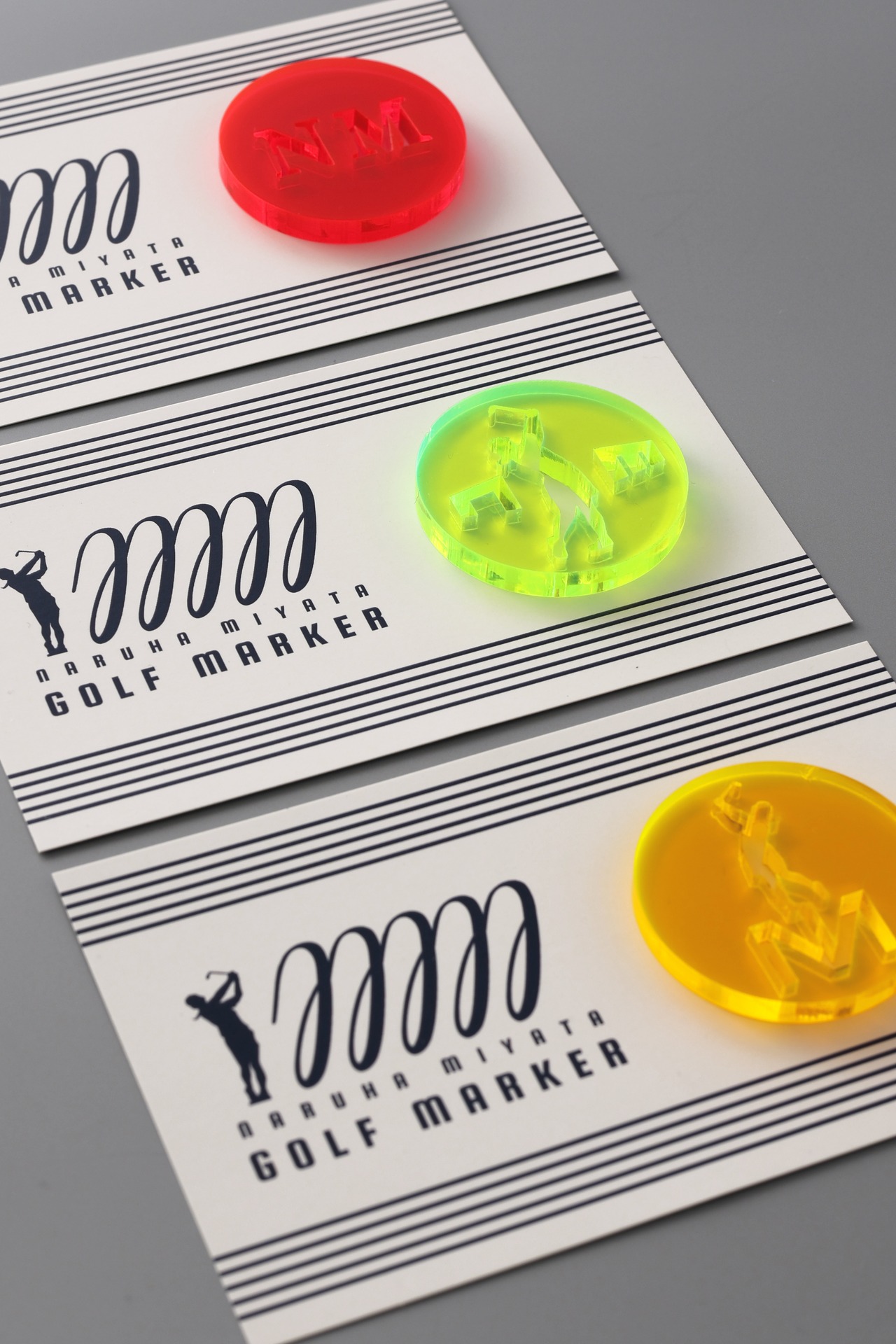 アクリルマーカー