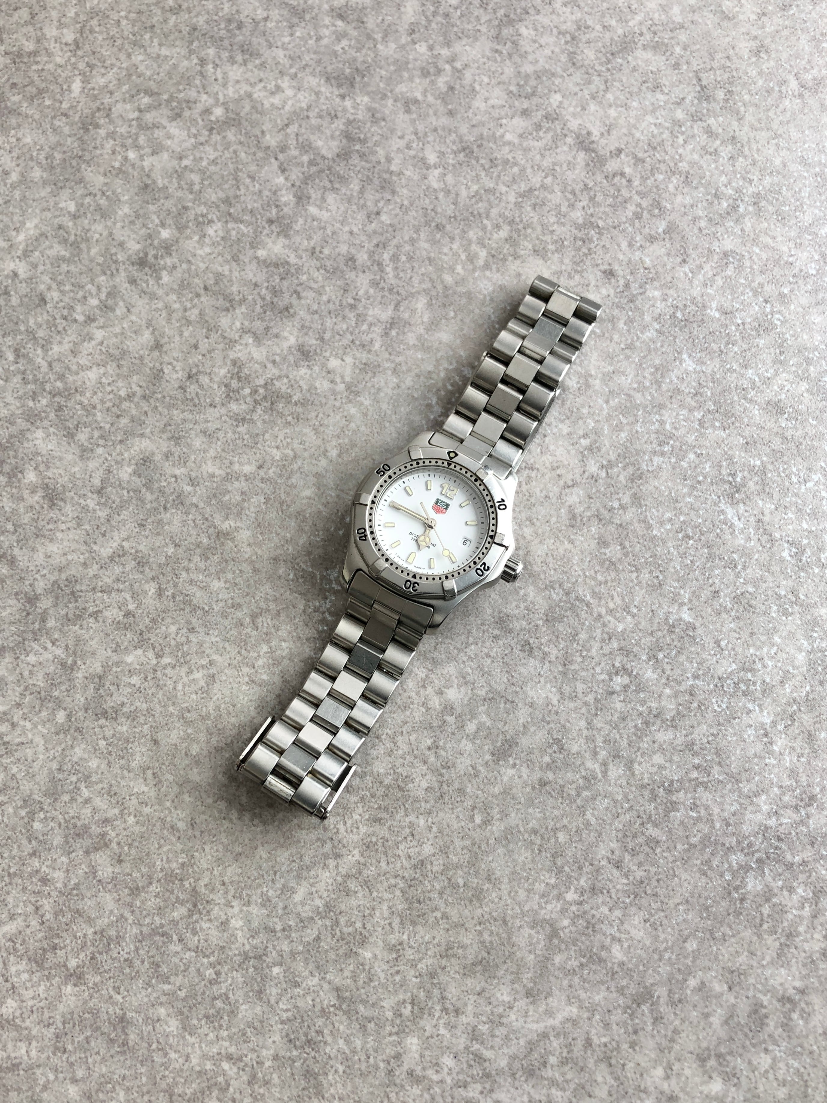 タグホイヤー 腕時計 シルバー ステンレススチール Professional 200