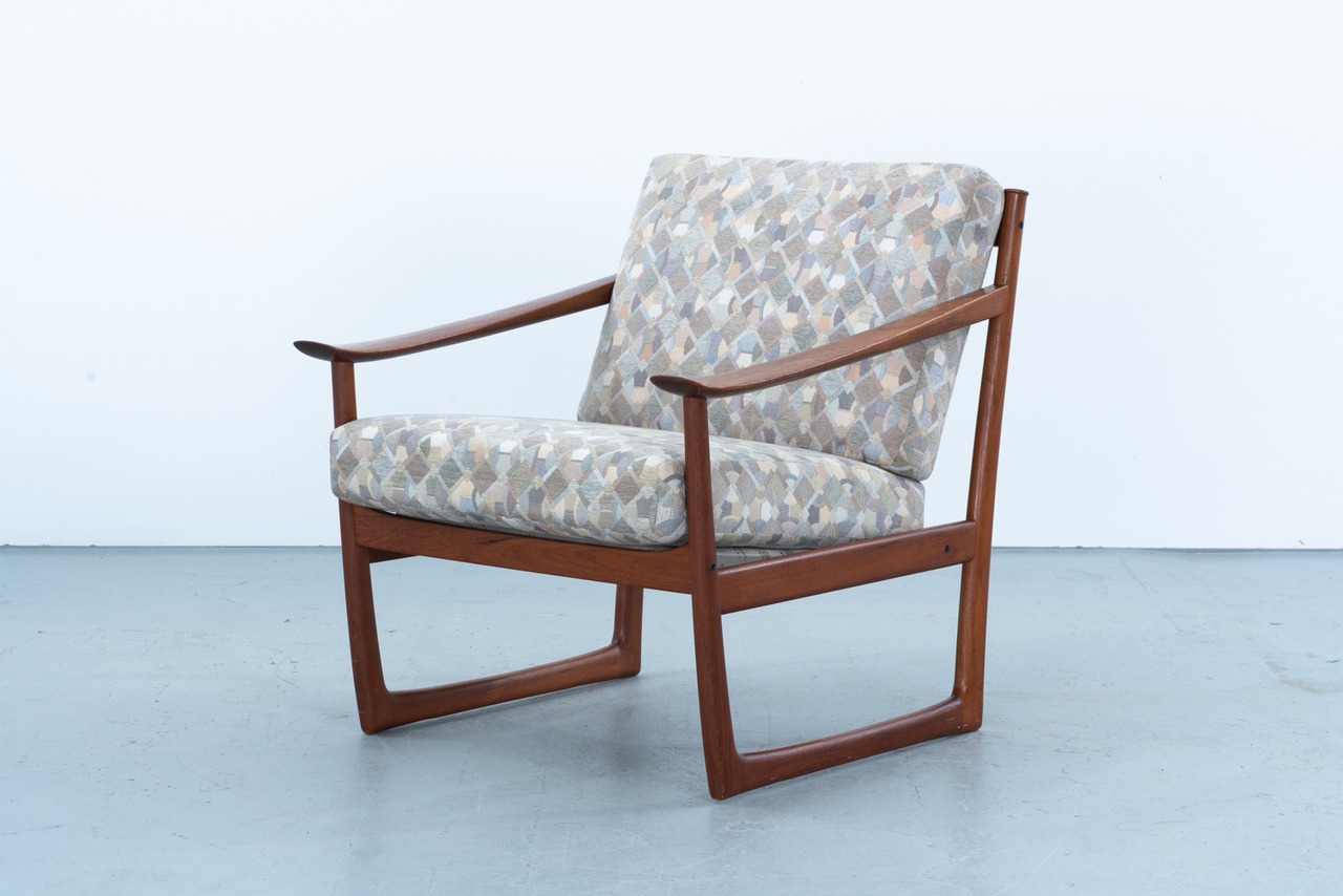 【as it is】Peter Hvidt & Orla Mølgaard-Nielsen | Model.130 Easy Chiar