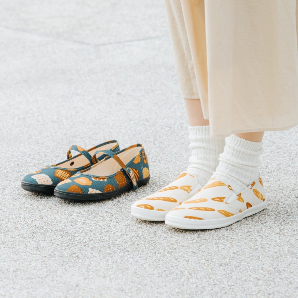 gochisou×hanamikoji コラボレーションシューズ バゲット柄