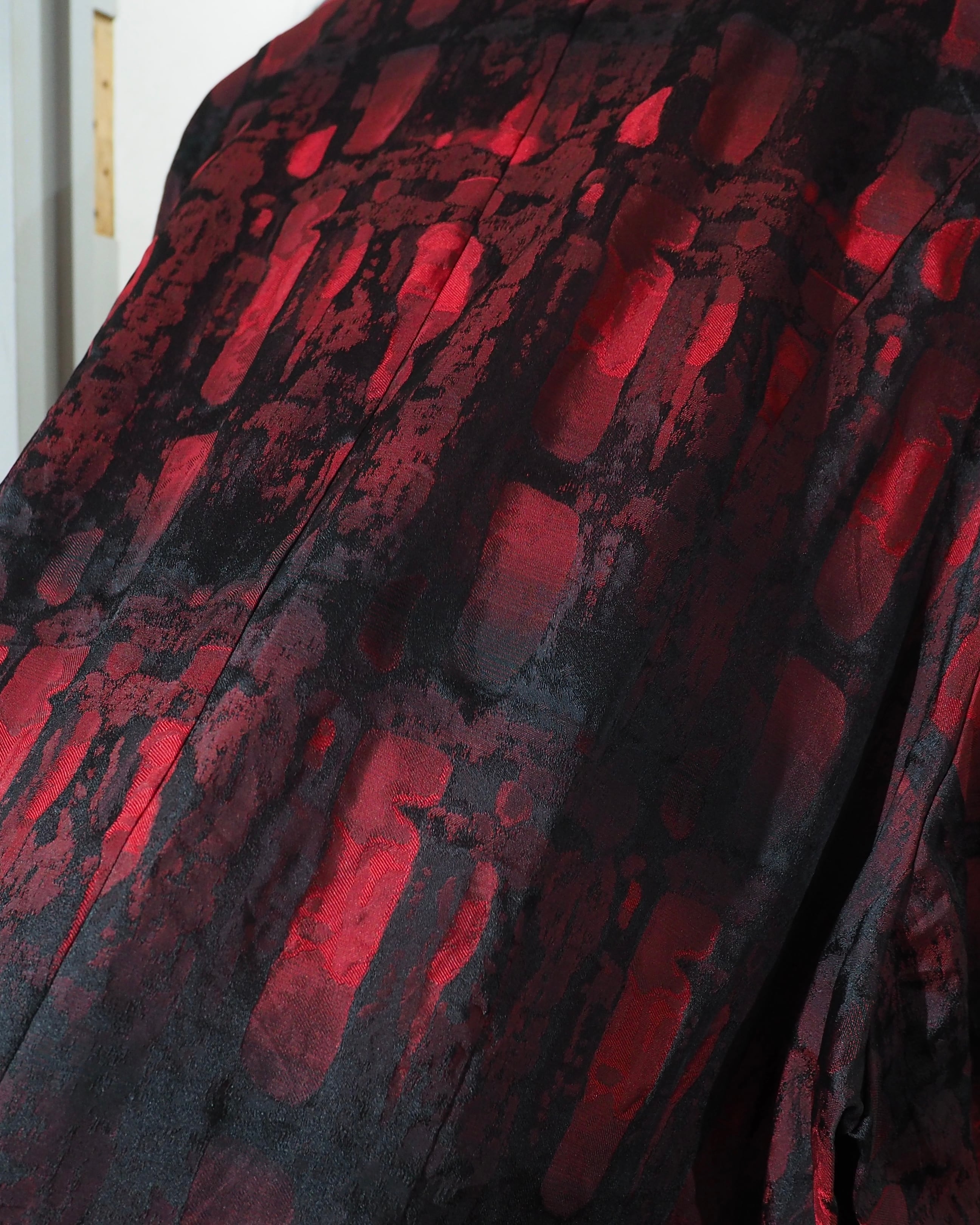 " 深紅 " Scale Embossed pattern Vintage loose Easy Tailored jacket