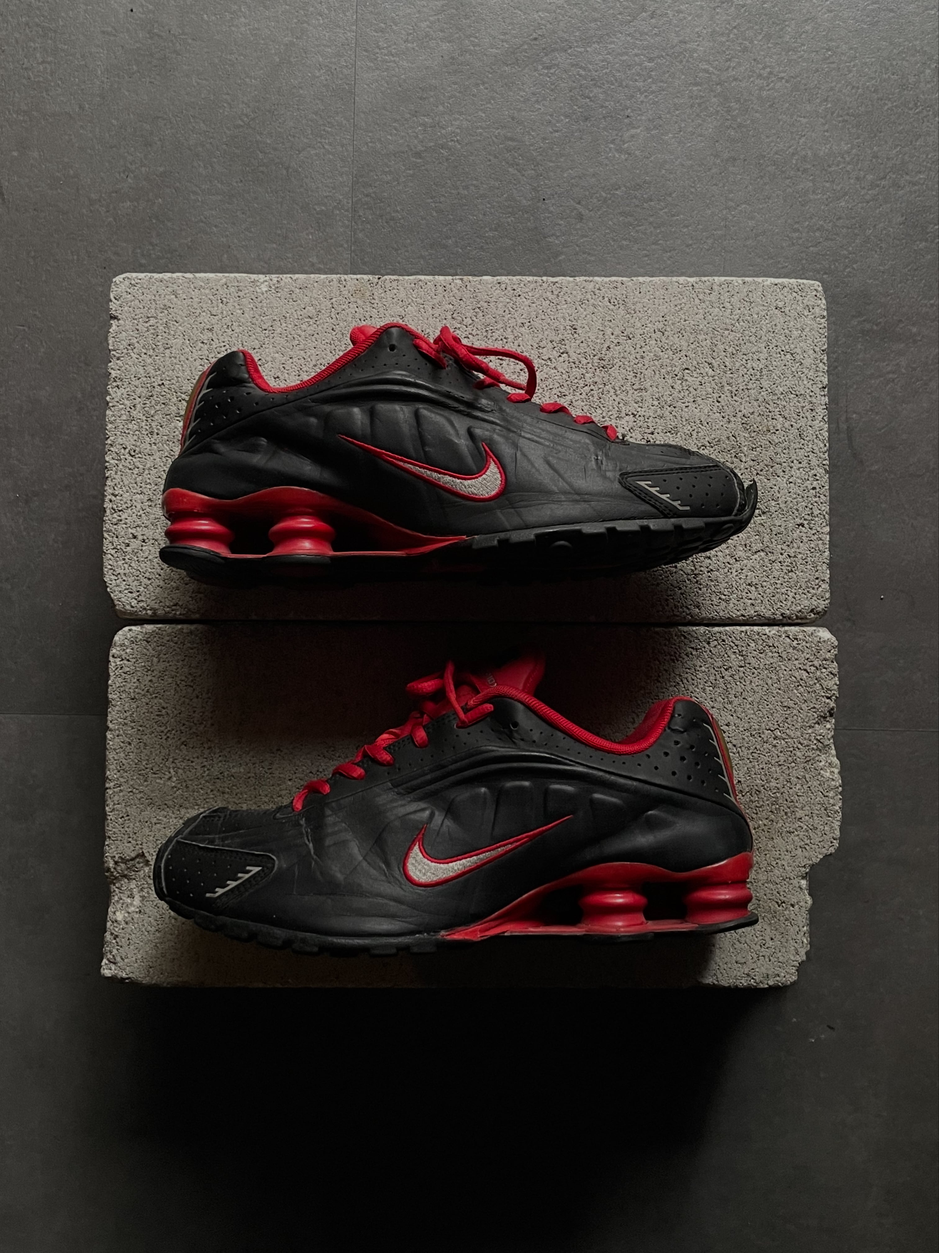 TL NIKE ショックス Shox SHOX ブラック スニーカー レッド Nike 