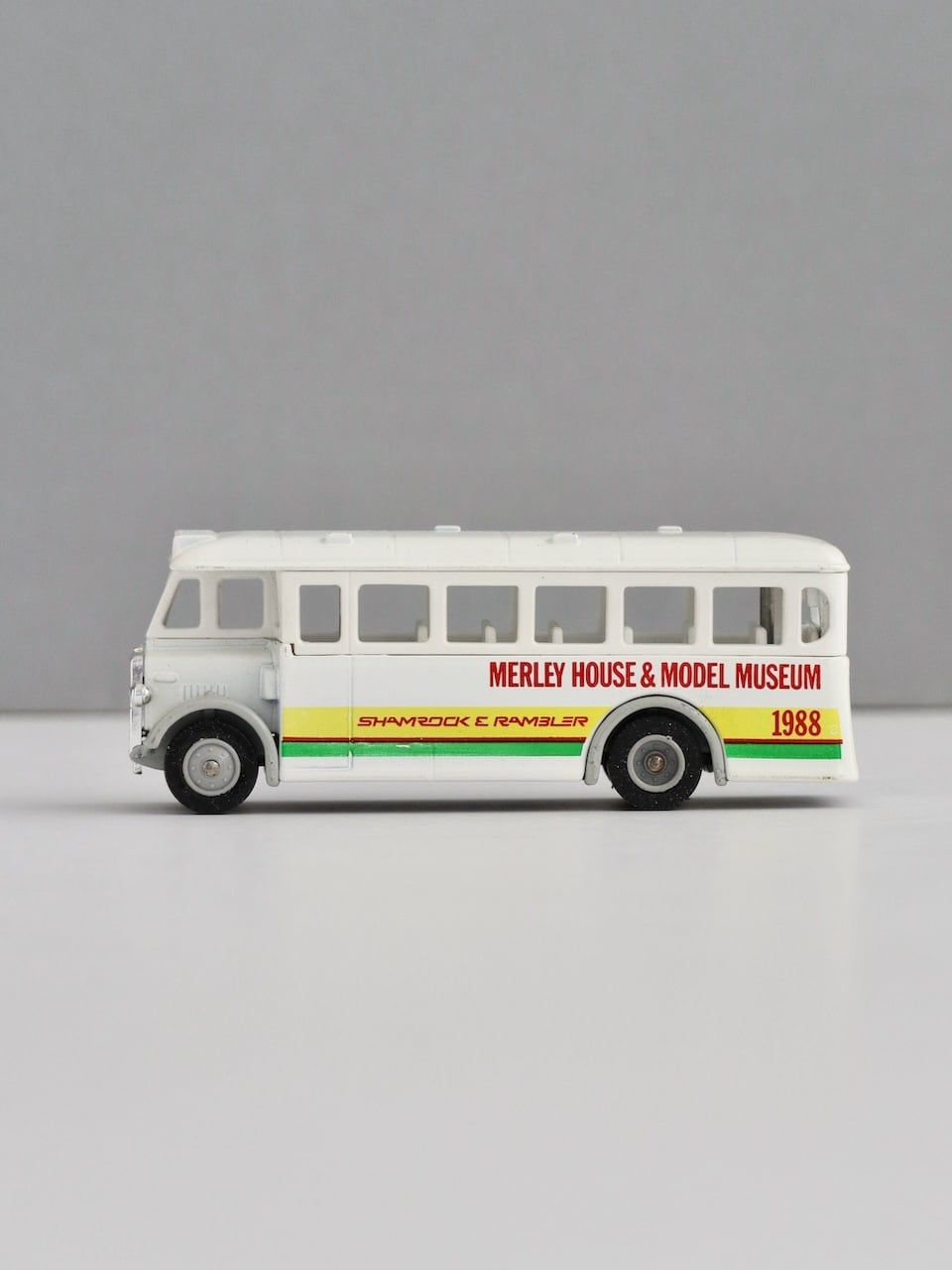 ヴィンテージミニカー「MERLEY HOUSE & MODEL MUSEUM」|Vintage Miniature Car "Merley House & Model Museum"