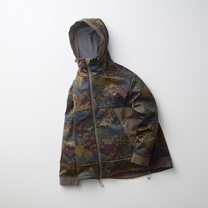 【CURLY＆Co.】ALL-PURPOSE PARKA “Camo”