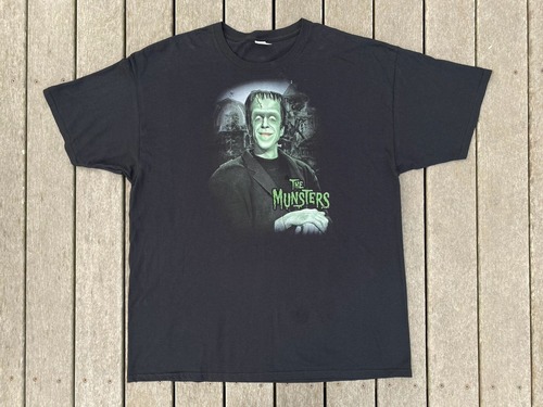 10s THE MUNSTER TEE DEAD STOCK