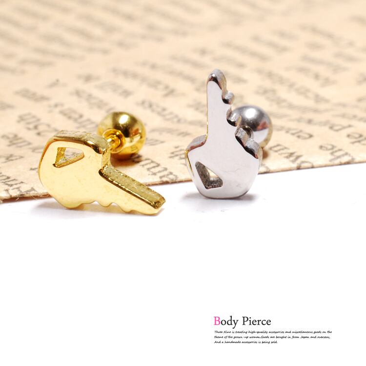 ボディピアス 18G 16G 鍵 key シンプル 耳たぶ 軟骨ピアス 耳たぶ 兼用