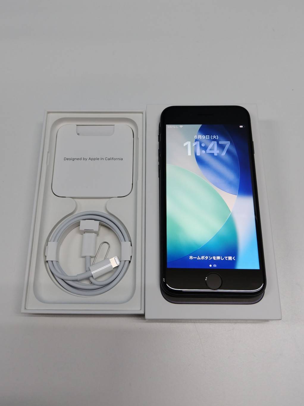 Apple iPhone11 パープル 64GB バッテリー最大容量84% MWLX2J/A SIM