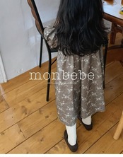韓国子供服 / 26winter / monbebe / オータムフラワーワンピース / キッズ *S~XL*