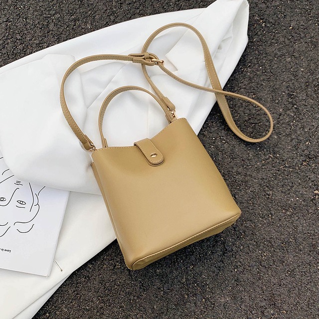 サマーレッド 夏物 メッセンジャーバッグ Tiancai_Wing_Bag1533623