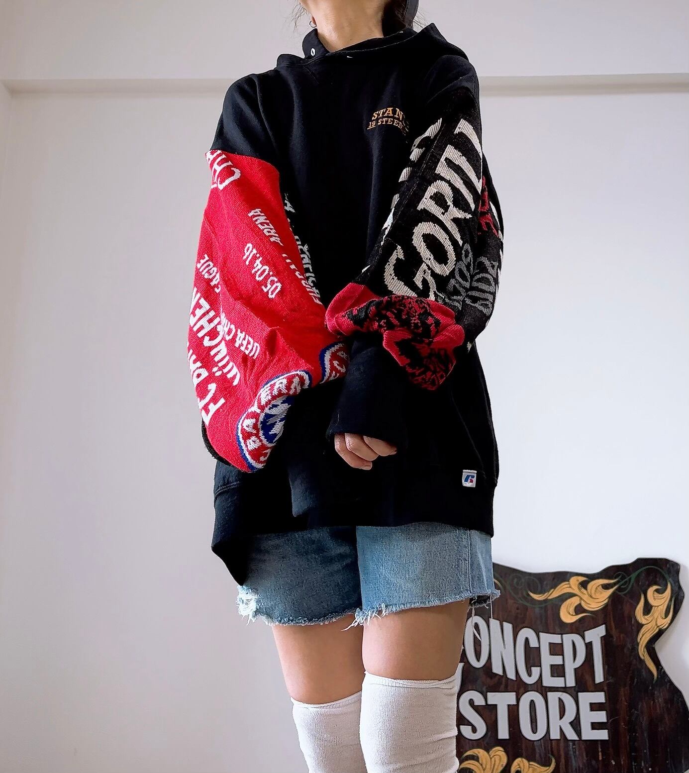 ブラックSleeve soccer scarf remake sweatshirt