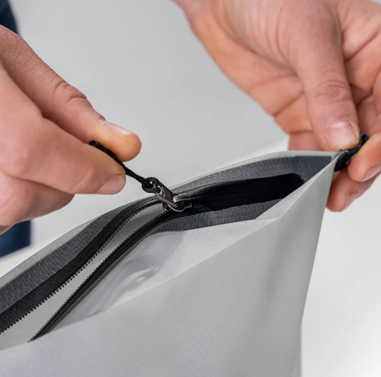 マタドール フラットパック ジッパートイレタリーケース