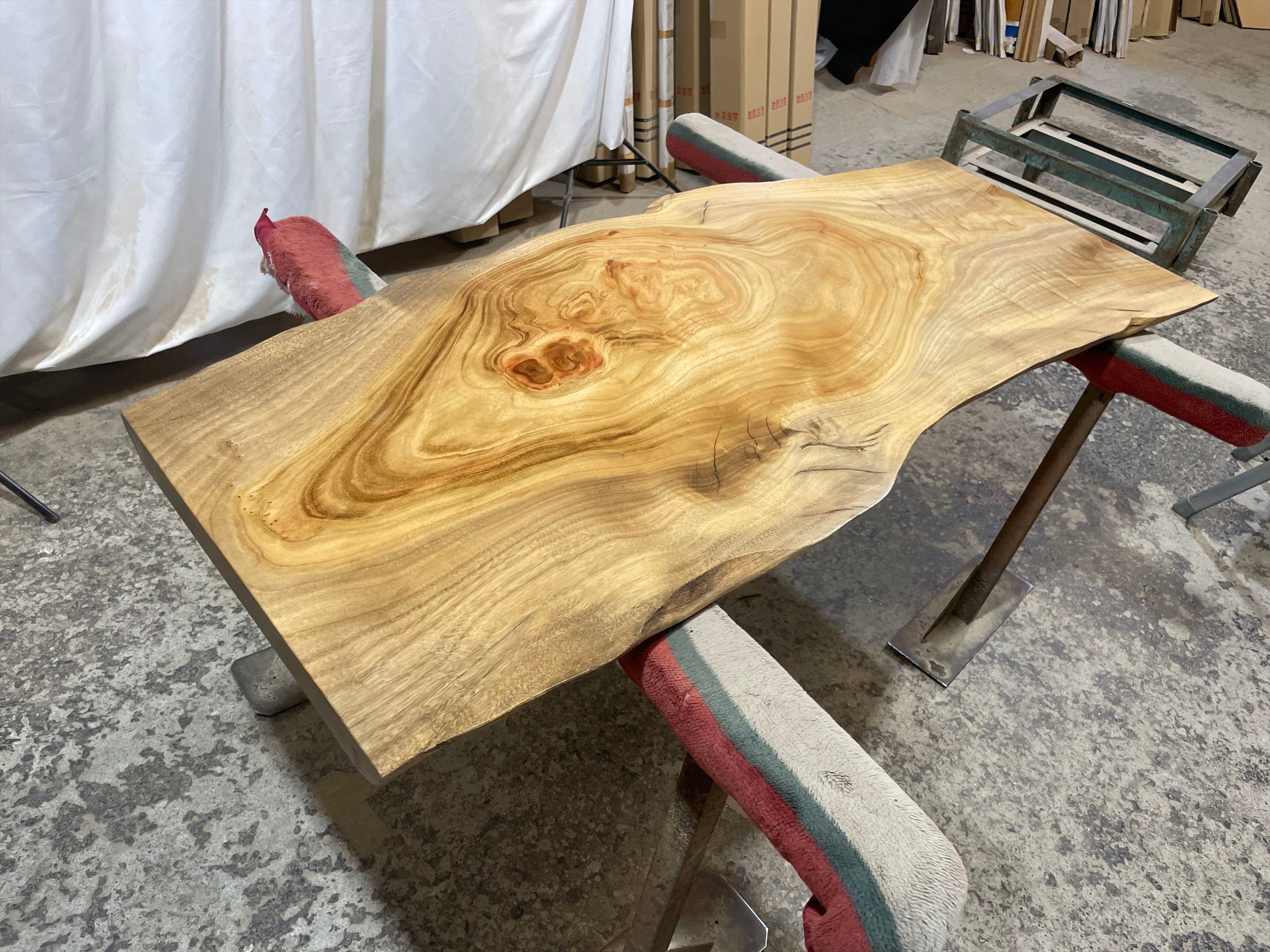 天然木 無垢材 ローテーブル 一枚板 クスノキ楠耳付き DIY 85cm 家具 クス9514 楠 一枚板無垢材 1550x410-620-520x37mm ダイニングテーブル