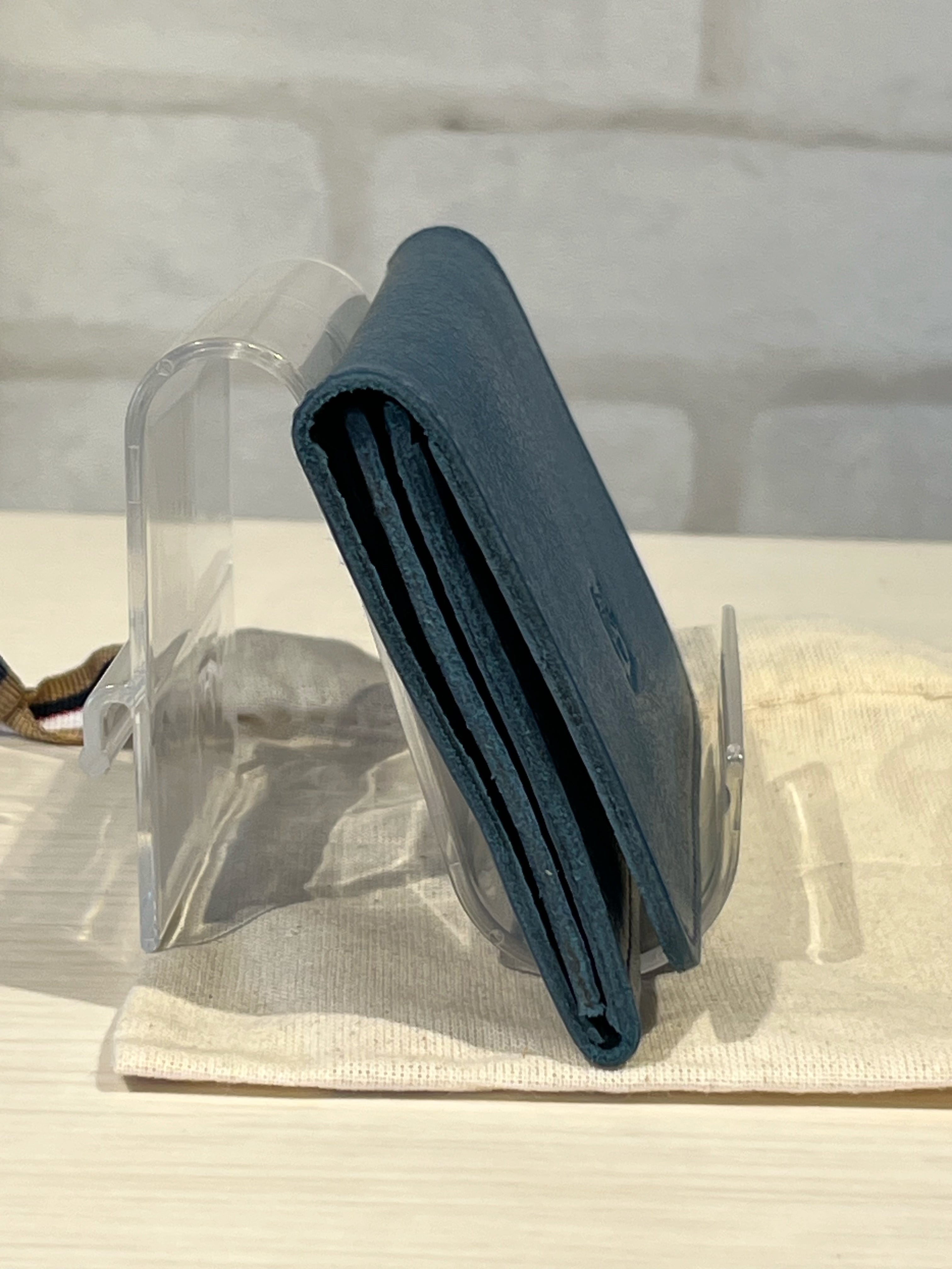 限定カラー】IL BISONTE/54_1_54252309460/カードケース(フォレスト