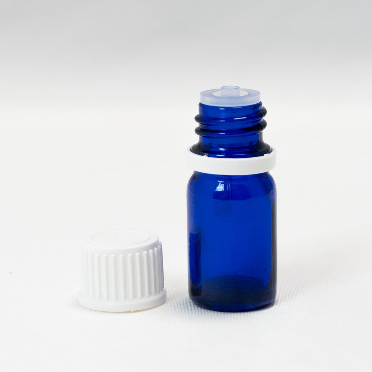 精油瓶（ブルー/5ml）5本セット | アロマスクール ラヴァーレ WEBショップ