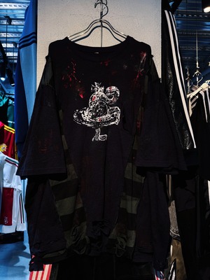 "vivid notes"Orb snake iconic design coating T-shirt