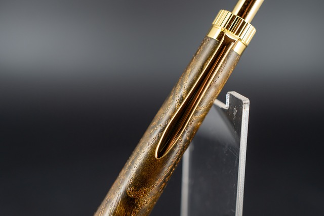 【バット材の王様】 タモ 玉杢 拭き漆 gold MP