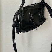 【受注予約:6月下旬入荷予定】zipper shoulder bag/ black