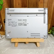 2021年式 Panasonic Let’s note SV1 / 第11世代 Core i5 / メモリ16GB / SSD256GB / FHD