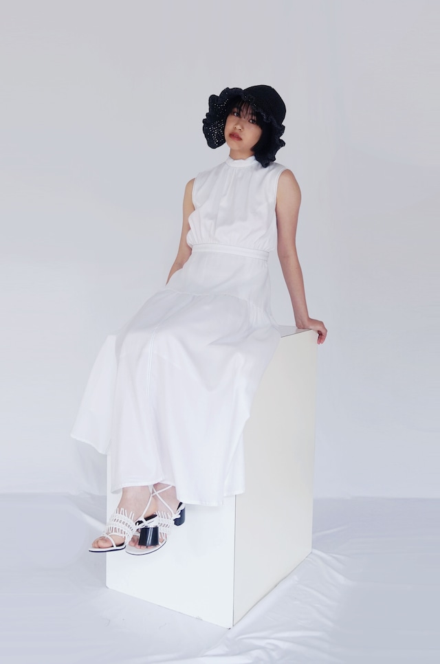 IAPETUS BACK BOW TIE DRESS /White