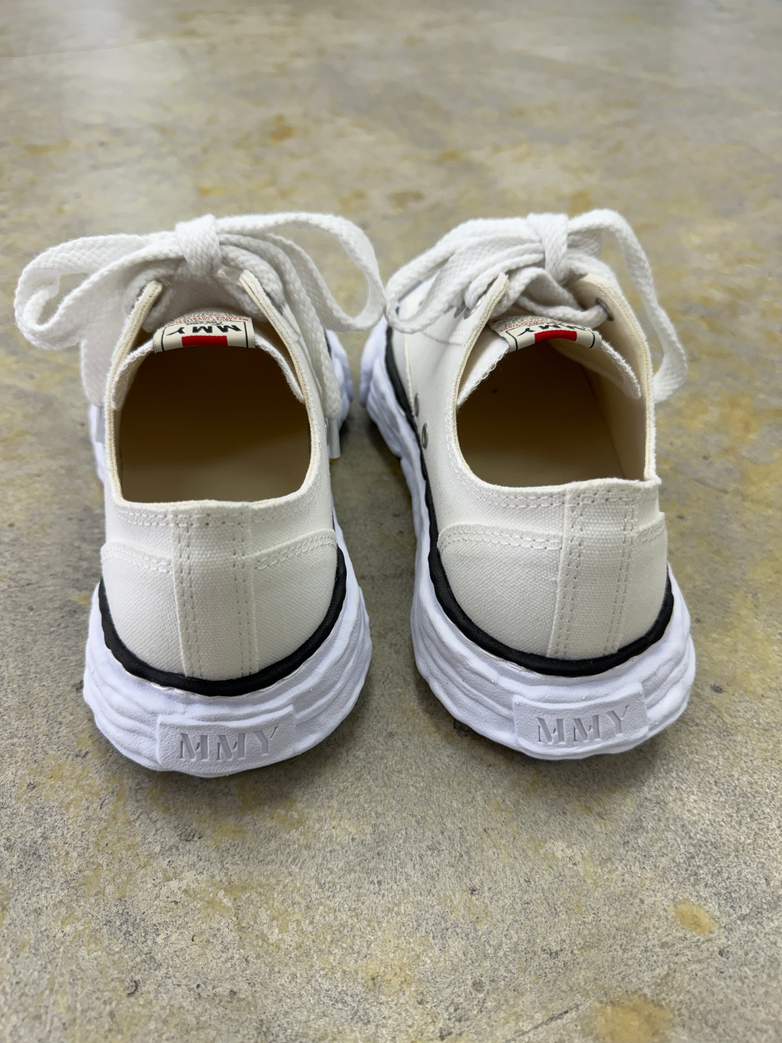 Maison MIHARA YASUHIRO | PETERSON 23 (A11FW702) | WHITE | HOWDAY