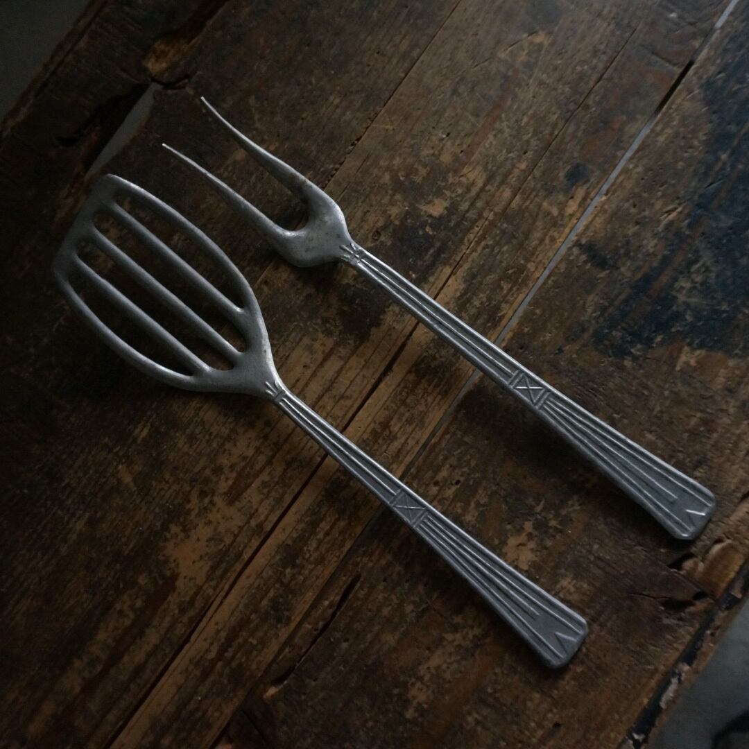 古いフランスのキッチン用具