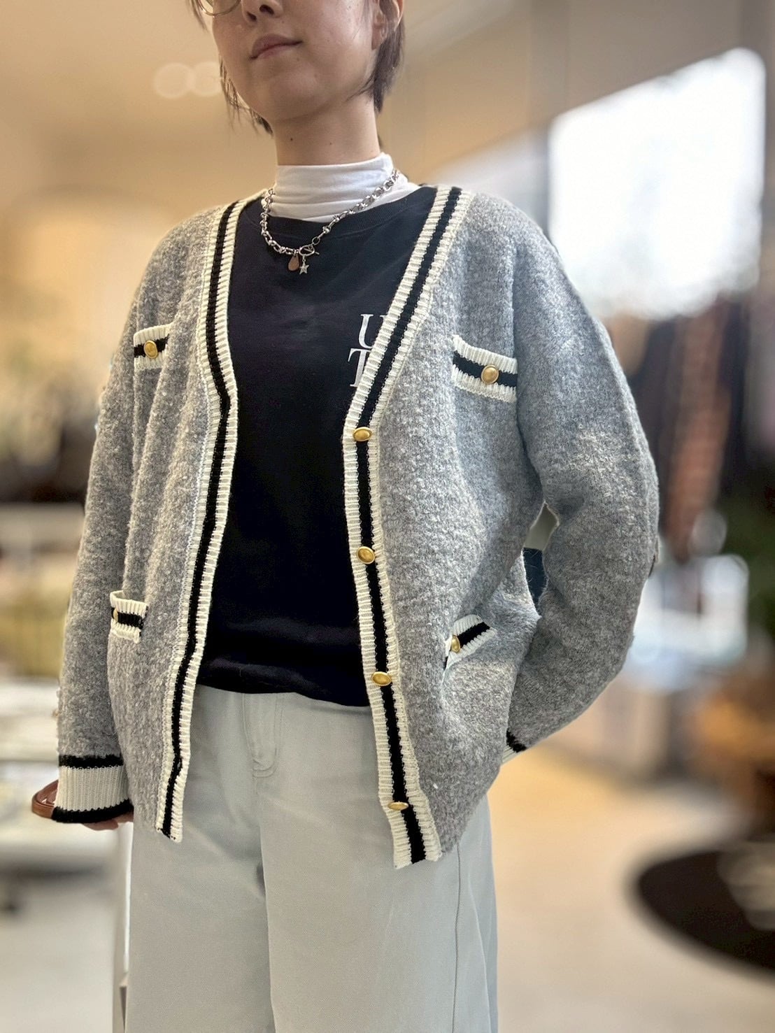 【DOS DIOSAS】ゴールドボタンポケット付きカーディガン D8632